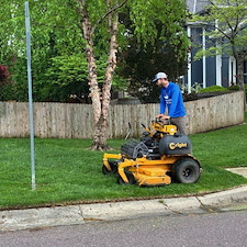 Trustworthy-Lawn-Mowing-in-Overland-Park-Kansas 0